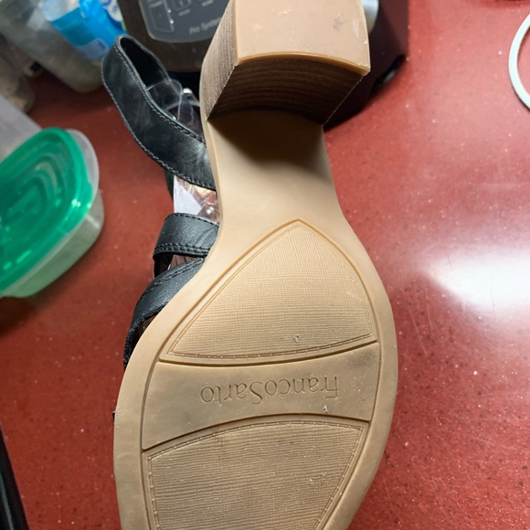 Sandals - Picture 4 of 4